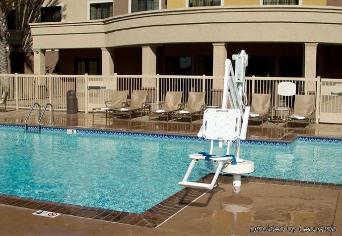 Hotel Courtyard By Marriott