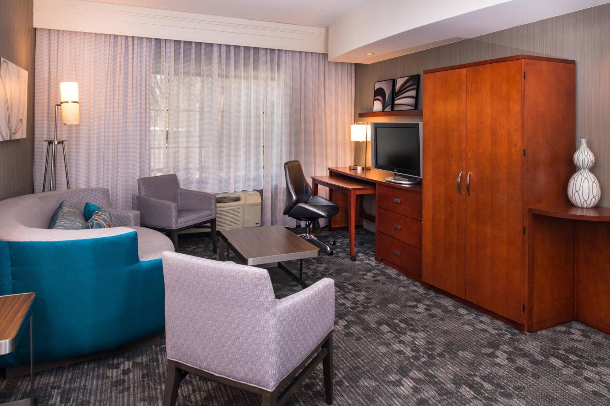 Courtyard By Marriott San Luis Obispo