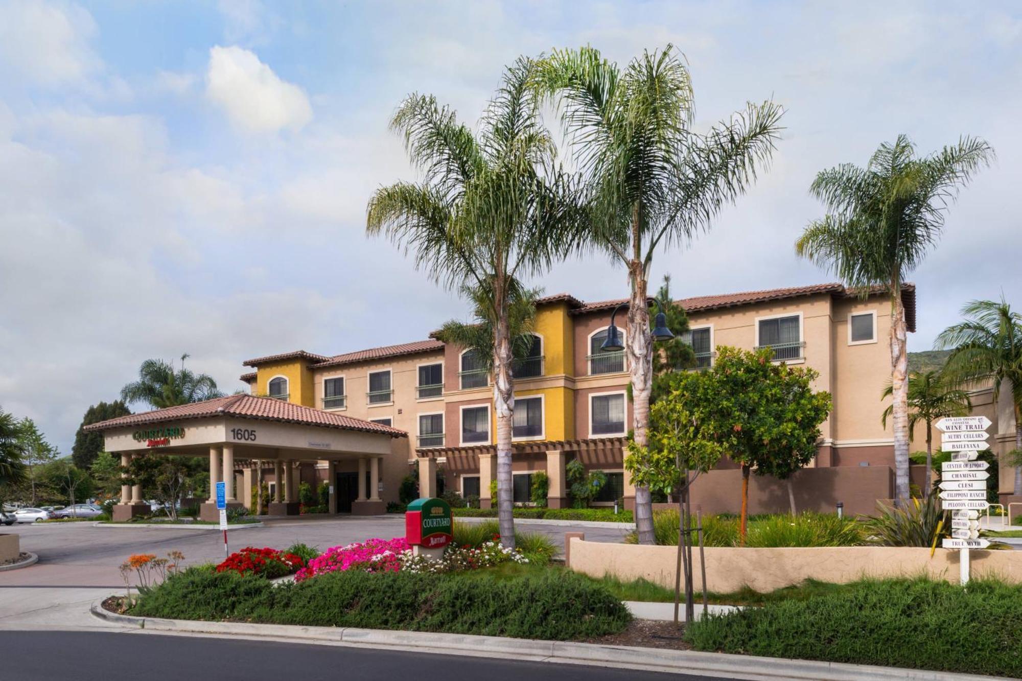 Hotel Courtyard By Marriott