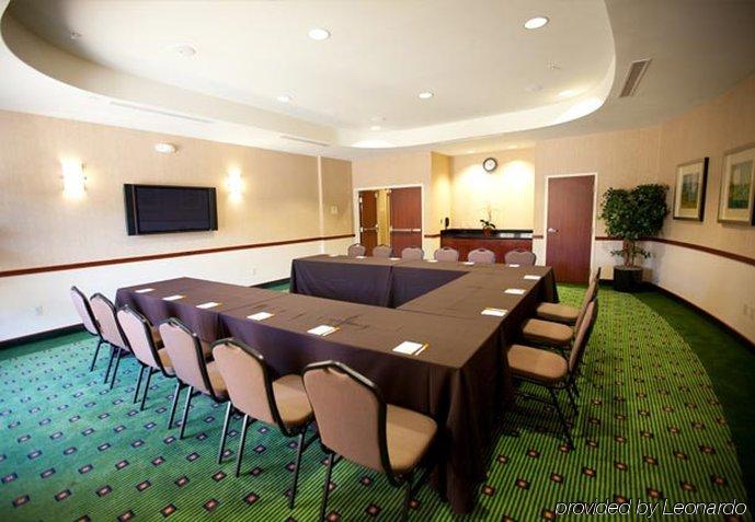 Courtyard By Marriott Hotel 3*