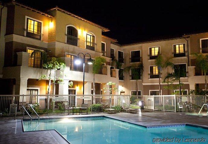 Courtyard By Marriott Hotel 3*